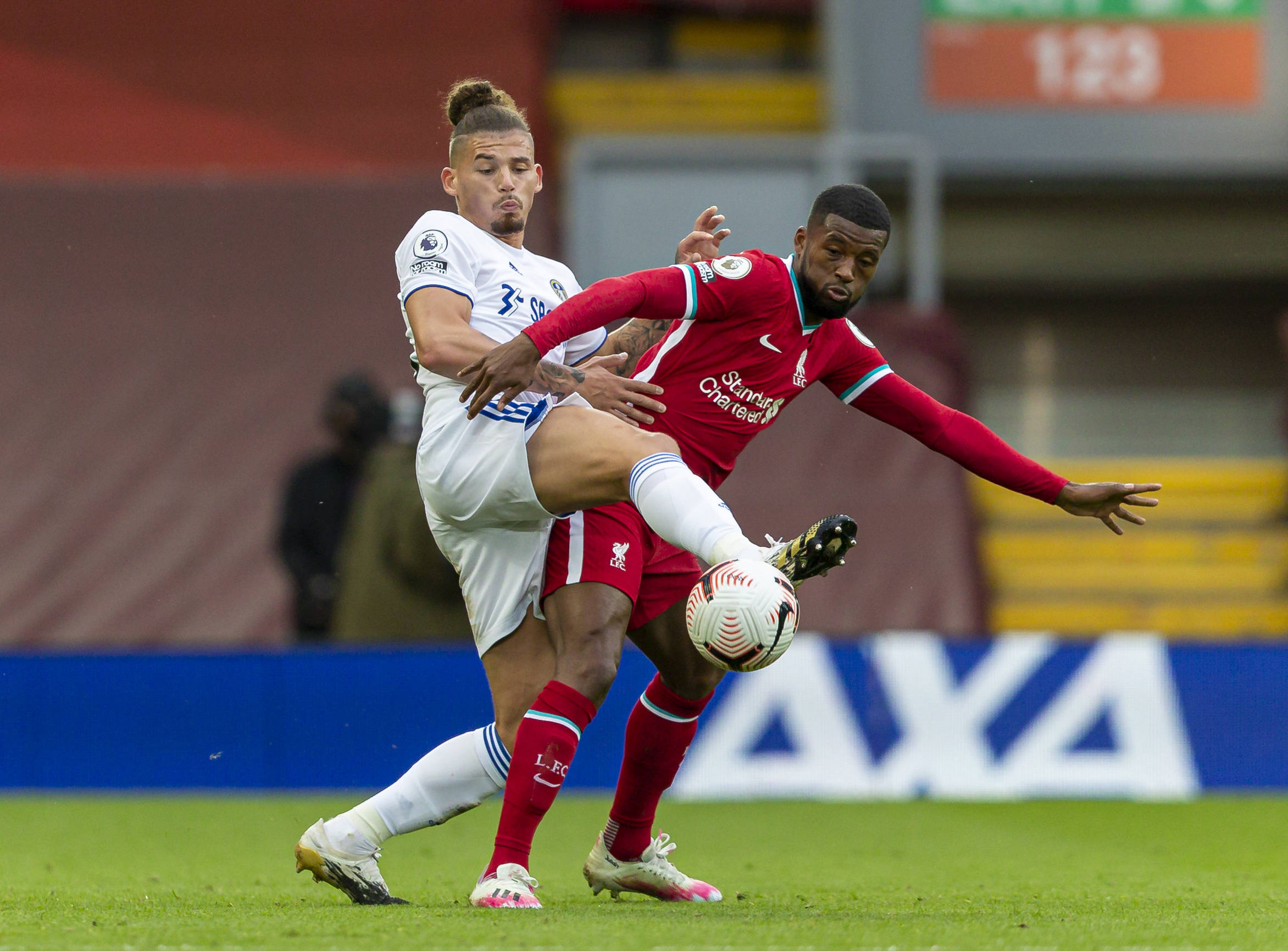 引人注目 引人注目