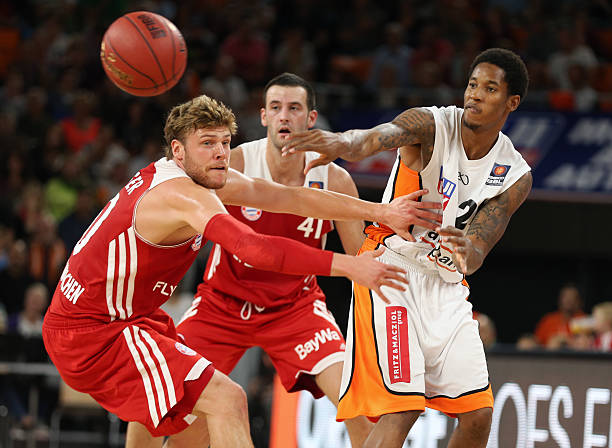 到替补球员 到替补球员